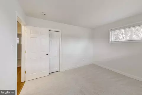 7402 Inzer St, Springfield, VA 22151 photo 17