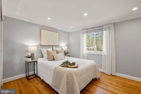 Bedroom - 8463 Yellow Leaf Ct, Springfield, VA 22153 photo 1 of 4