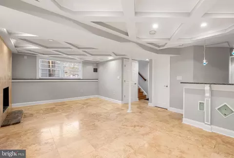 Living - 8463 Yellow Leaf Ct, Springfield, VA 22153 photo 7 of 7