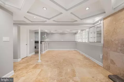 Living - 8463 Yellow Leaf Ct, Springfield, VA 22153 photo 6 of 7