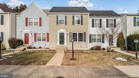 6474 Brickleigh Ct, Alexandria, VA 22315