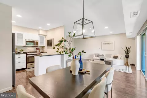 7839 Enola St #103, Mclean, VA 22102