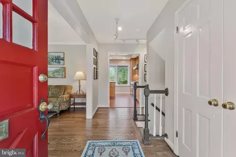 Entry Way - 1438 Brookhaven Dr, Mclean, VA 22101 photo 1 of 3