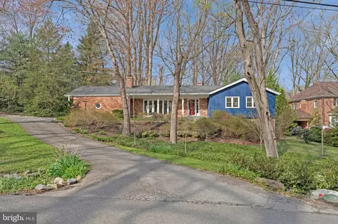1438 Brookhaven Dr, Mclean, VA 22101
