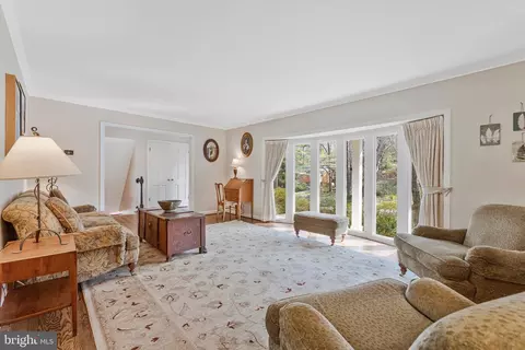 Living - 1438 Brookhaven Dr, Mclean, VA 22101 photo 1 of 3