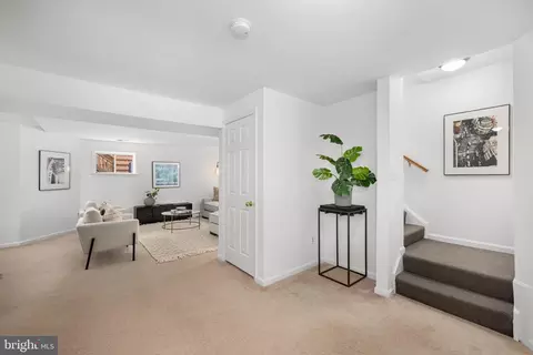 Entry Way - 1509 Deer Point Way, Reston, VA 20194 photo 5 of 7