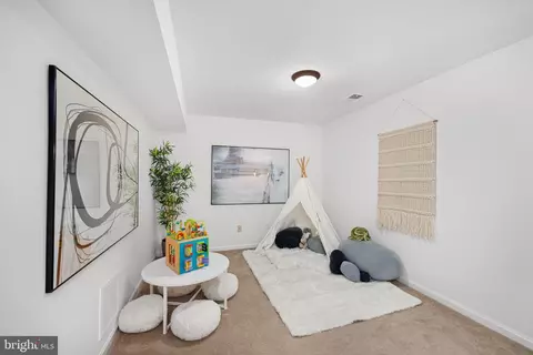 Bedroom - 1509 Deer Point Way, Reston, VA 20194 photo 7 of 7
