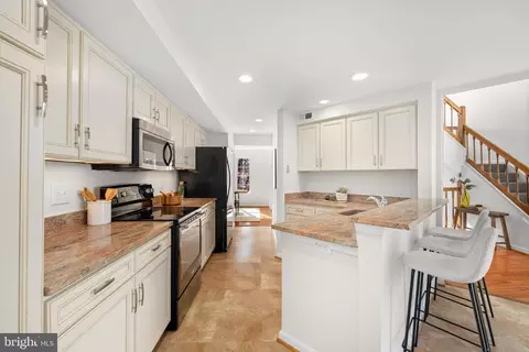 Kitchen - 1509 Deer Point Way, Reston, VA 20194 photo 2 of 3