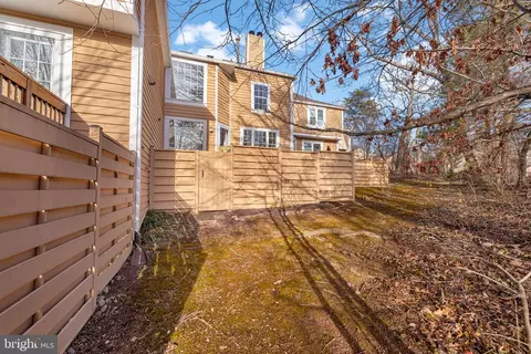Exterior - 1509 Deer Point Way, Reston, VA 20194 photo 7 of 9