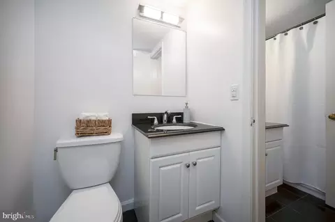 Bath - 5902 Queenston St # -B, Springfield, VA 22152 photo 1 of 3
