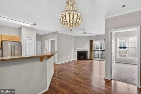 5142 J Brittney Elyse Cir #J, Centreville, VA 20120