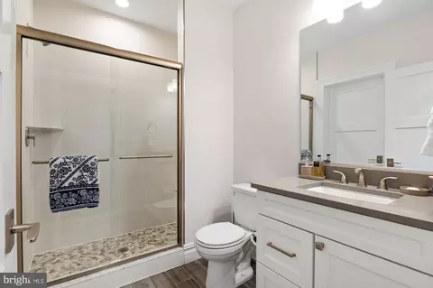 1610 Brookside Rd, Mclean, VA 22101 photo 40