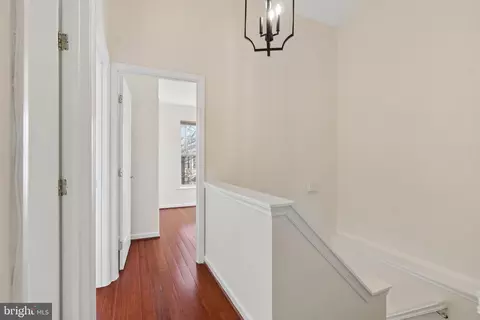 Entry Way - 6350 Racetec Pl, Springfield, VA 22150 photo 15 of 16