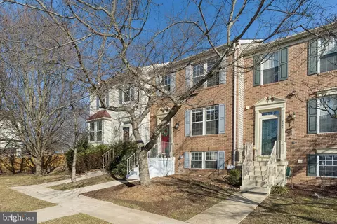 Exterior - 6350 Racetec Pl, Springfield, VA 22150 photo 2 of 6