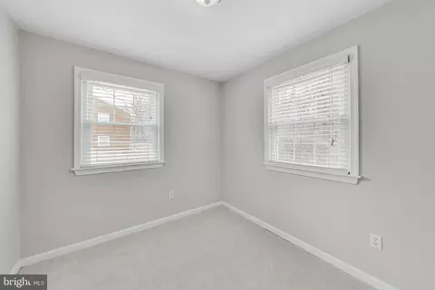 Bedroom - 5300 Easton Dr, Springfield, VA 22151 photo 5 of 6