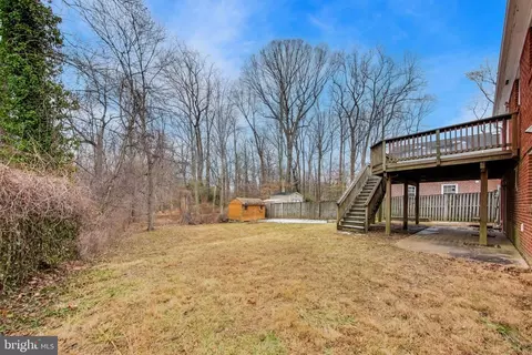 Exterior - 5300 Easton Dr, Springfield, VA 22151 photo 7 of 9