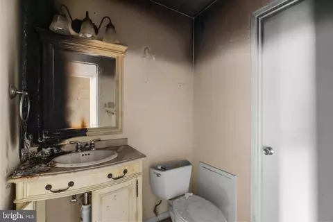 Bath - 11308 Geddys Ct, Reston, VA 20191 photo 1 of 1
