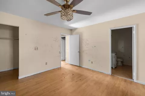 Bedroom - 11308 Geddys Ct, Reston, VA 20191 photo 3 of 3