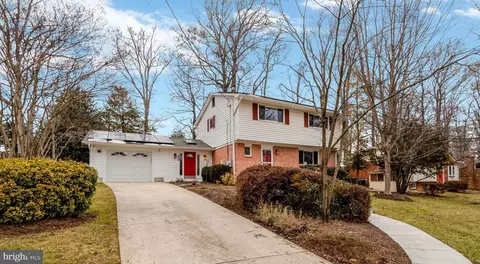Exterior - 8816 Victoria Rd, Springfield, VA 22151 photo 2 of 11
