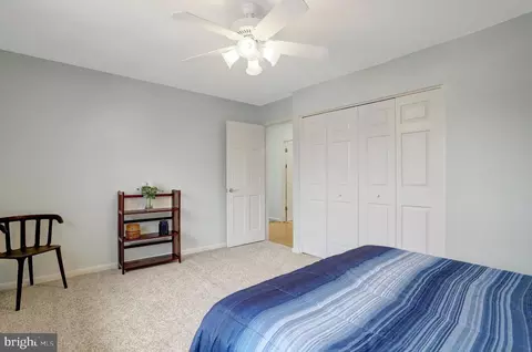 Bedroom - 8816 Victoria Rd, Springfield, VA 22151 photo 6 of 14