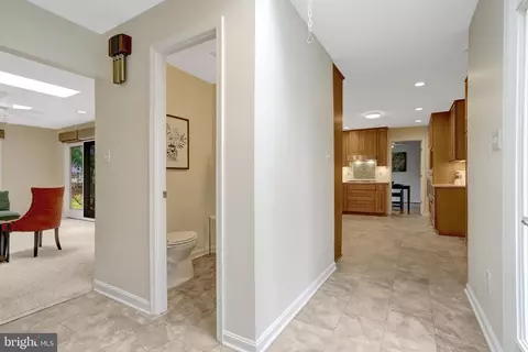 Entry Way - 8816 Victoria Rd, Springfield, VA 22151 photo 3 of 7