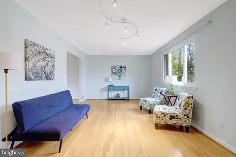 Living - 8816 Victoria Rd, Springfield, VA 22151 photo 7 of 10