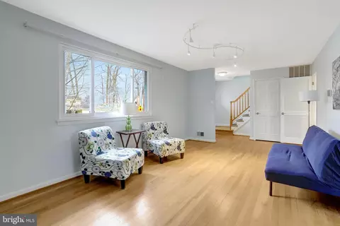 Living - 8816 Victoria Rd, Springfield, VA 22151 photo 10 of 10