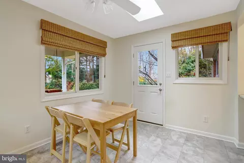 Dining - 8816 Victoria Rd, Springfield, VA 22151 photo 2 of 6