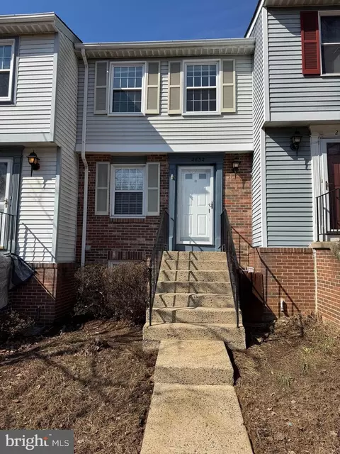 2832 New Providence Ct, Falls Church, VA 22042