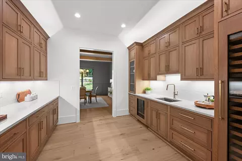 Kitchen - 1701 Briar Ridge Rd, Mclean, VA 22101 photo 1 of 9