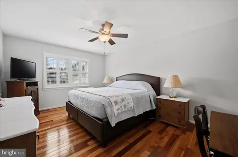 Bedroom - 7001 Ebbtide Ln, Burke, VA 22015 photo 1 of 3