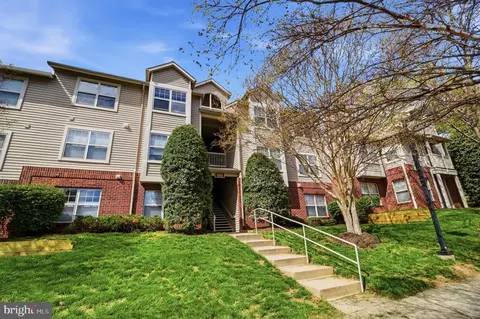 1702 F Ascot Way #F, Reston, VA 20190