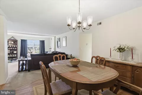 Dining - 7600 Tremayne Pl #301, Mclean, VA 22102 photo 2 of 2