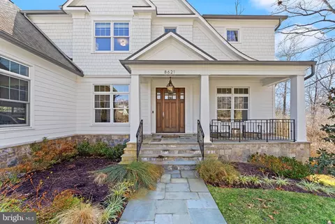 Exterior - 8621 Mchenry St, Vienna, VA 22180 photo 3 of 17