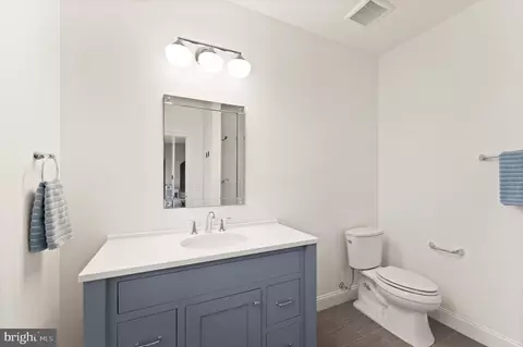 Bath - 8621 Mchenry St, Vienna, VA 22180 photo 5 of 9