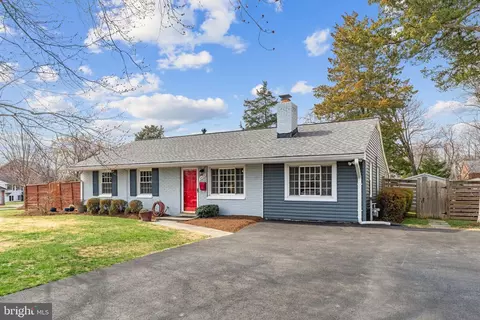 5008 Terrell St, Annandale, VA 22003