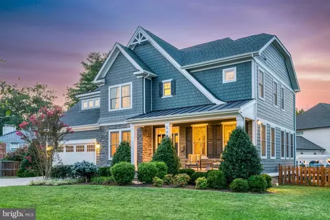 6632 Langdon Ct, Mclean, VA 22101