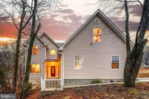 5703 Chapin Ave, Alexandria, VA 22303