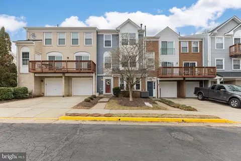 11812 Rockaway Ln #31, Fairfax, VA 22030