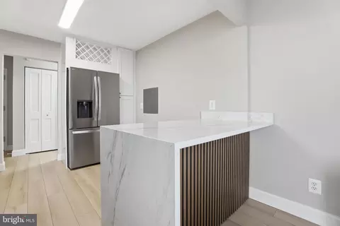 2311 Pimmit Dr #603, Falls Church, VA 22043