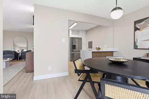 2311 Pimmit Dr #603, Falls Church, VA 22043