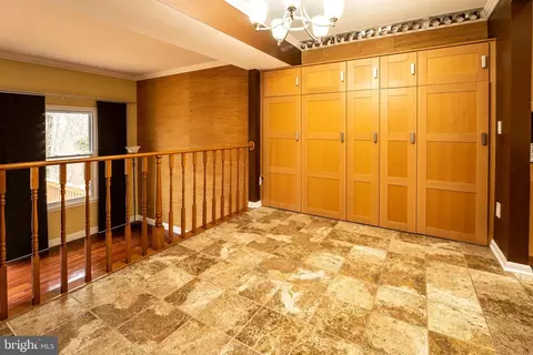 Entry Way - 8318 Uxbridge Ct, Springfield, VA 22151 photo 3 of 3