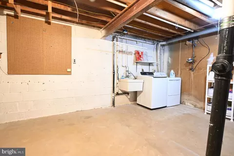 Other - 8318 Uxbridge Ct, Springfield, VA 22151 photo 7 of 8