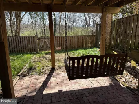 Exterior - 8318 Uxbridge Ct, Springfield, VA 22151 photo 8 of 9