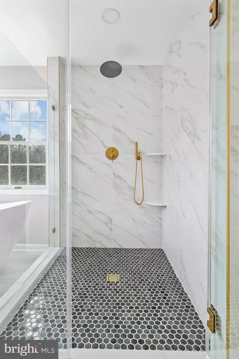 12701 Roark Ct, Reston, VA 20191 photo 26
