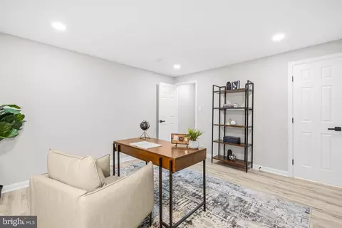 12701 Roark Ct, Reston, VA 20191 photo 45