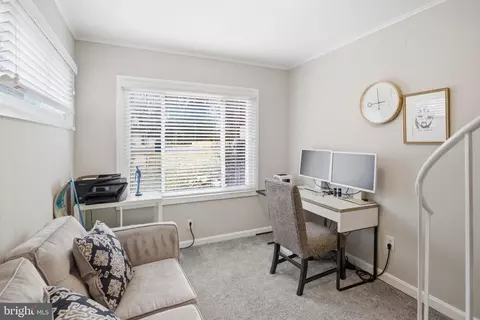 8802 Parliament Dr, Springfield, VA 22151 photo 13