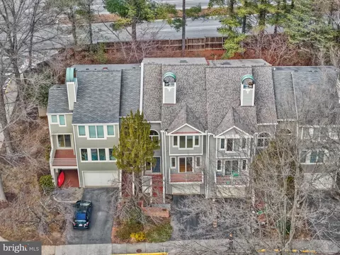 1926 Lakeport Way, Reston, VA 20191