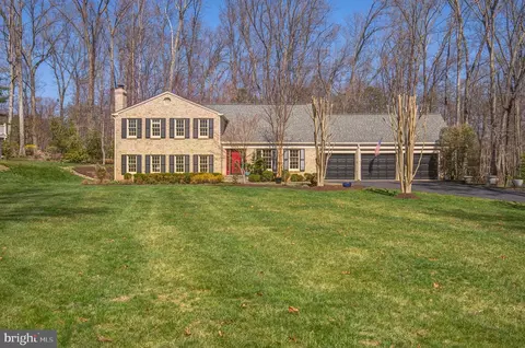 11006 Raccoon Ridge Ct, Reston, VA 20191