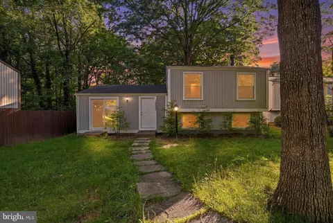 12303 Tigers Eye Ct, Reston, VA 20191
